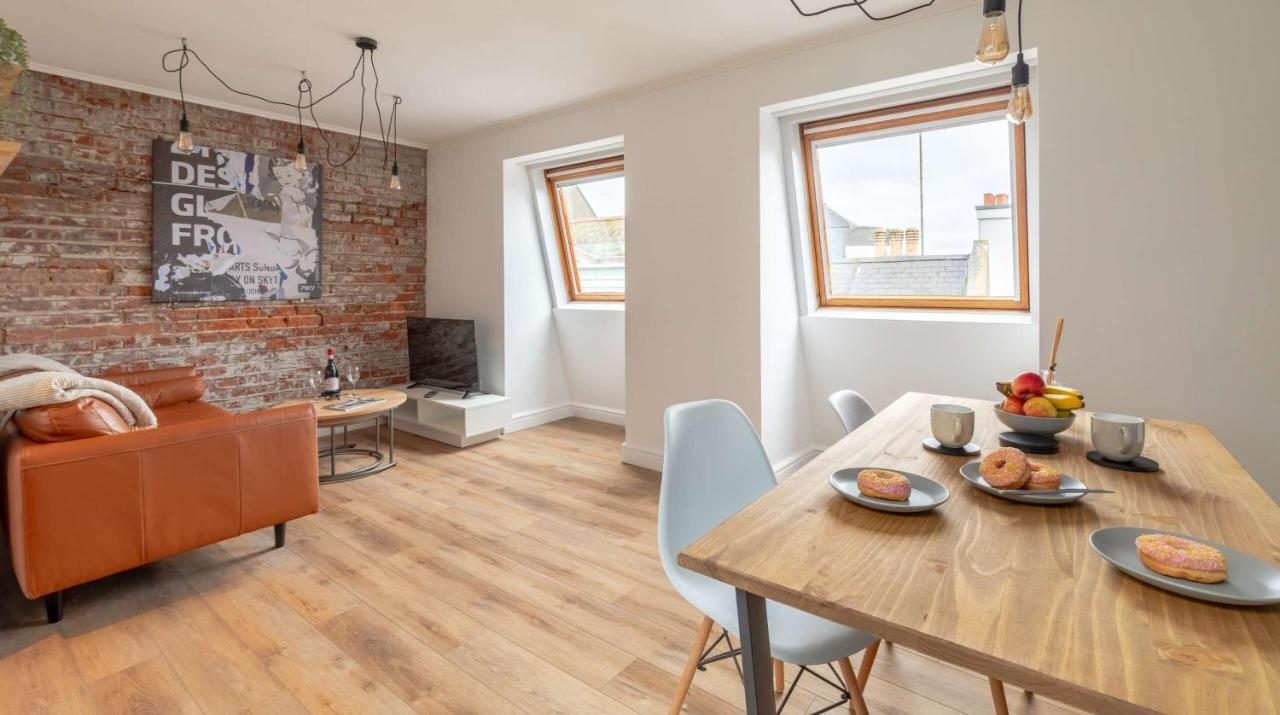 One Bed Top Floor, Brand New, Central Old Town Гастінгс Екстер'єр фото
